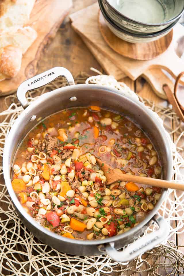 This Pasta e Fagioli might be quick and easy to make but that doesn't make it any less delicious, bone warming and soul comforting to eat!
