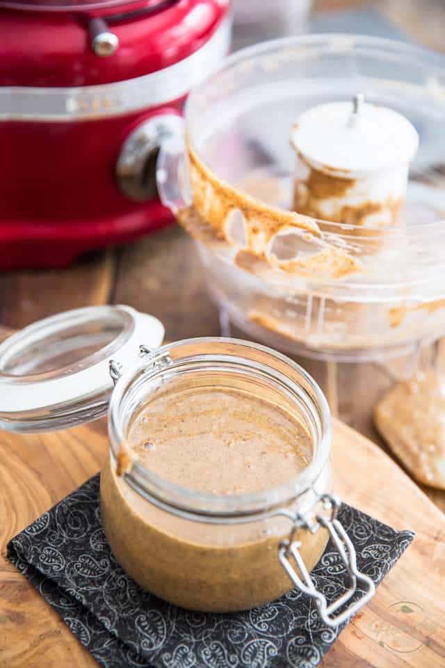 Crunchy Walnut Pecan Butter by Sonia! The Healthy Foodie | Recipe on thehealthyfoodie.com