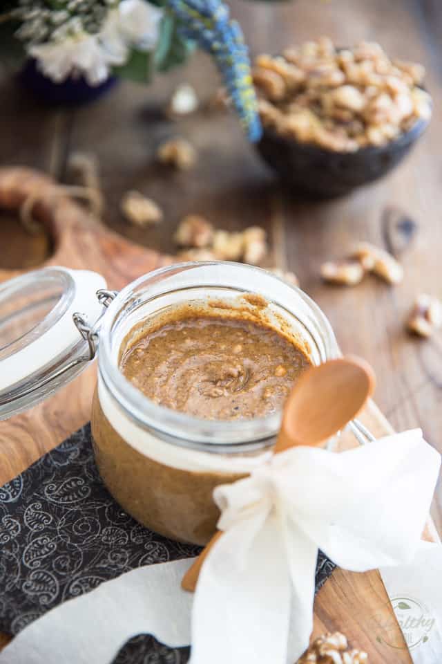 Deliciously crunchy and intensely nutty, this Walnut Pecan Butter certainly is a nice change from your usual nut butters! 