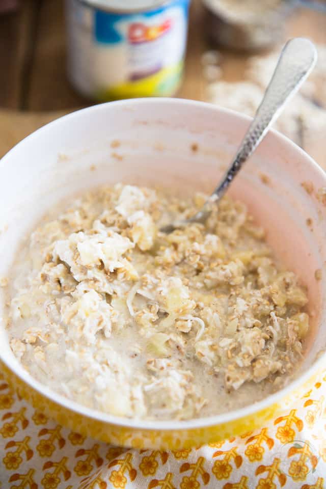 Pineapple Coconut Overnight Oats by Sonia! The Healthy Foodie | Recipe on thehealthyfoodie.com