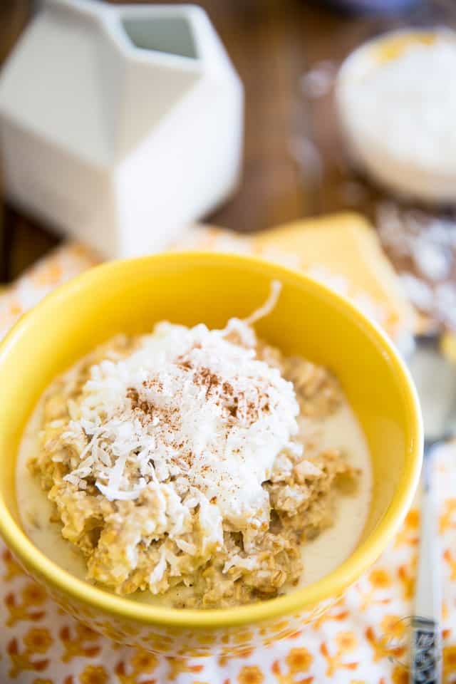 Delicious and super quick to prepare, these Pineapple Coconut Overnight Oats will have you totally look forward to rolling out of bed in the morning! 