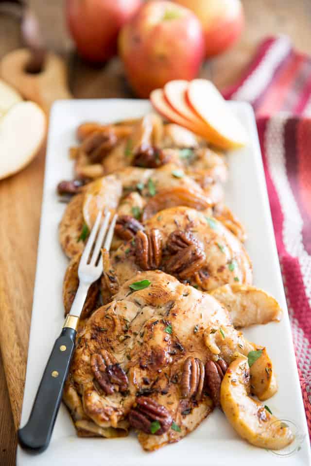 Sheet Pan Apple Pecan Chicken by Sonia! The Healthy Foodie | Recipe on thehealthyfoodie.com