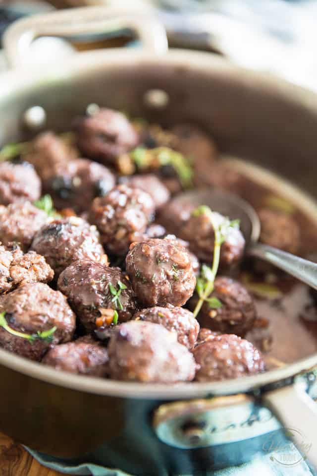 Blueberry Pecan Wild Boar Meatballs by Sonia! The Healthy Foodie | Recipe on thehealthyfoodie.com