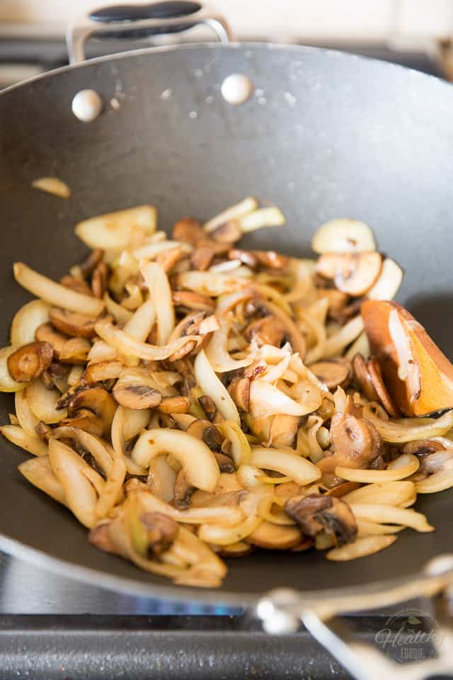 Korean Style Beef with Mushrooms and Onions by Sonia! The Healthy Foodie | Recipe on thehealthyfoodie.com