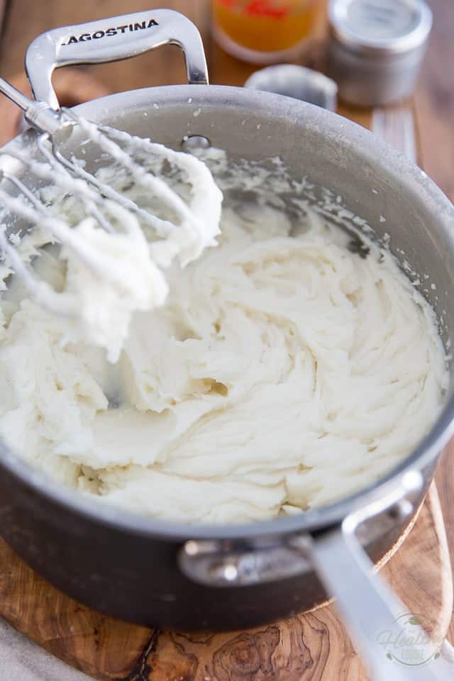 Finished mashed potatoes in pot