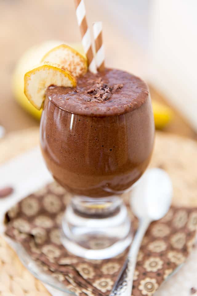 So simple to make and such a classic flavor combo, this extra rich and creamy Chocolate Banana Protein Shake sure will satisfy after a hard workout, or will start your day on the right foot!