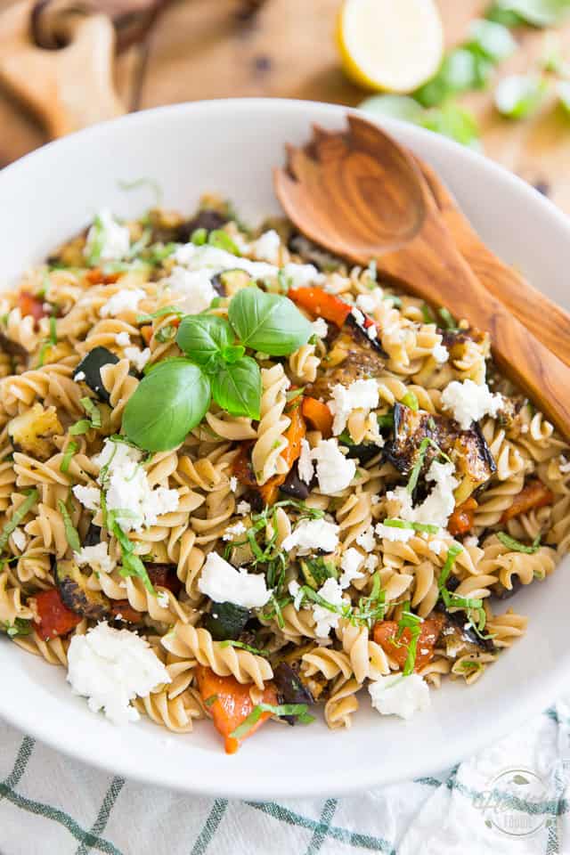 Loaded with tons grilled vegetables such as eggplant, zucchini and roasted roasted bell peppers, topped with a generous amount of creamy goat cheese, this Grilled Vegetables and Goat Cheese Pasta Salad will be the star of your summer meals! 