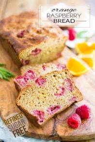 Perfect for breakfast or for a quick snack, this Orange Raspberry Bread might be free of refined sugar, but it certainly doesn't lack in the flavor department! Indeed, you're in for intense orange and raspberry flavors all wrapped up in a perfectly moist, airy and toothy package.