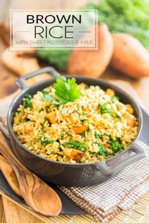 Here's a crazy nutritious and tasty Brown Rice dish with a very delicate and subtle Indian flavor profile. It'll accompany any meal with a touch of exoticism without completely taking over. And talk about pretty, too!