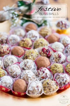 Raw, vegan, free of gluten and of added sugar, these Festive Bliss Balls are the perfect little pick-me up snack or sweet yet healthy capper at the end of a good meal.