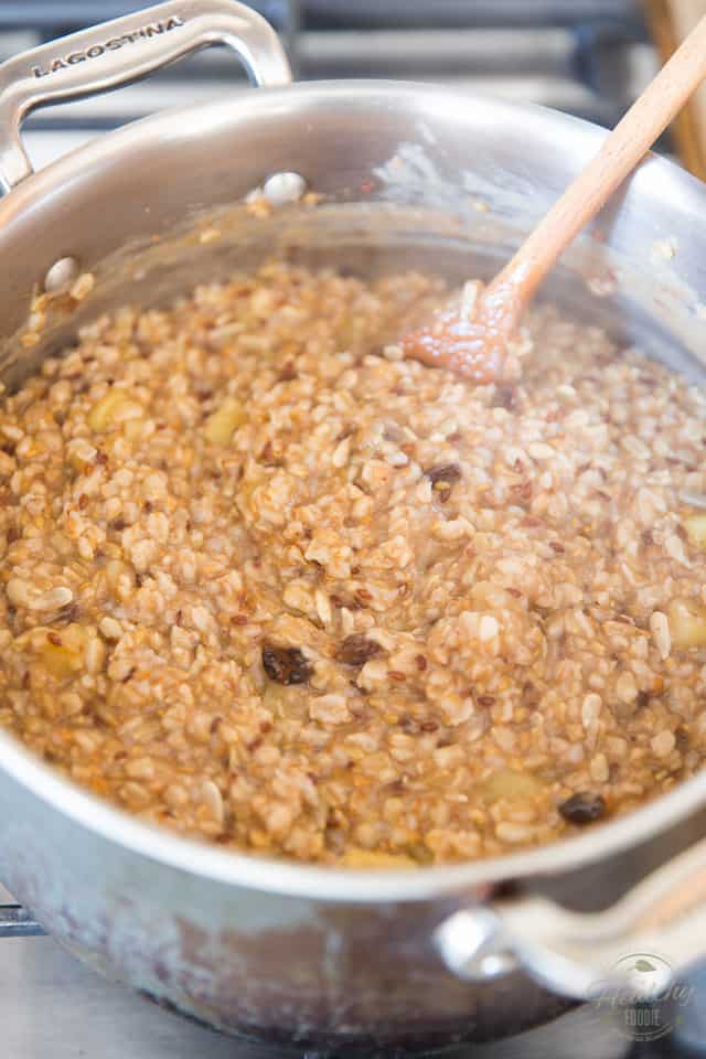 Apple Cinnamon Multigrain Oatmeal by Sonia! The Healthy Foodie | Recipe on thehealthyfoodie.com