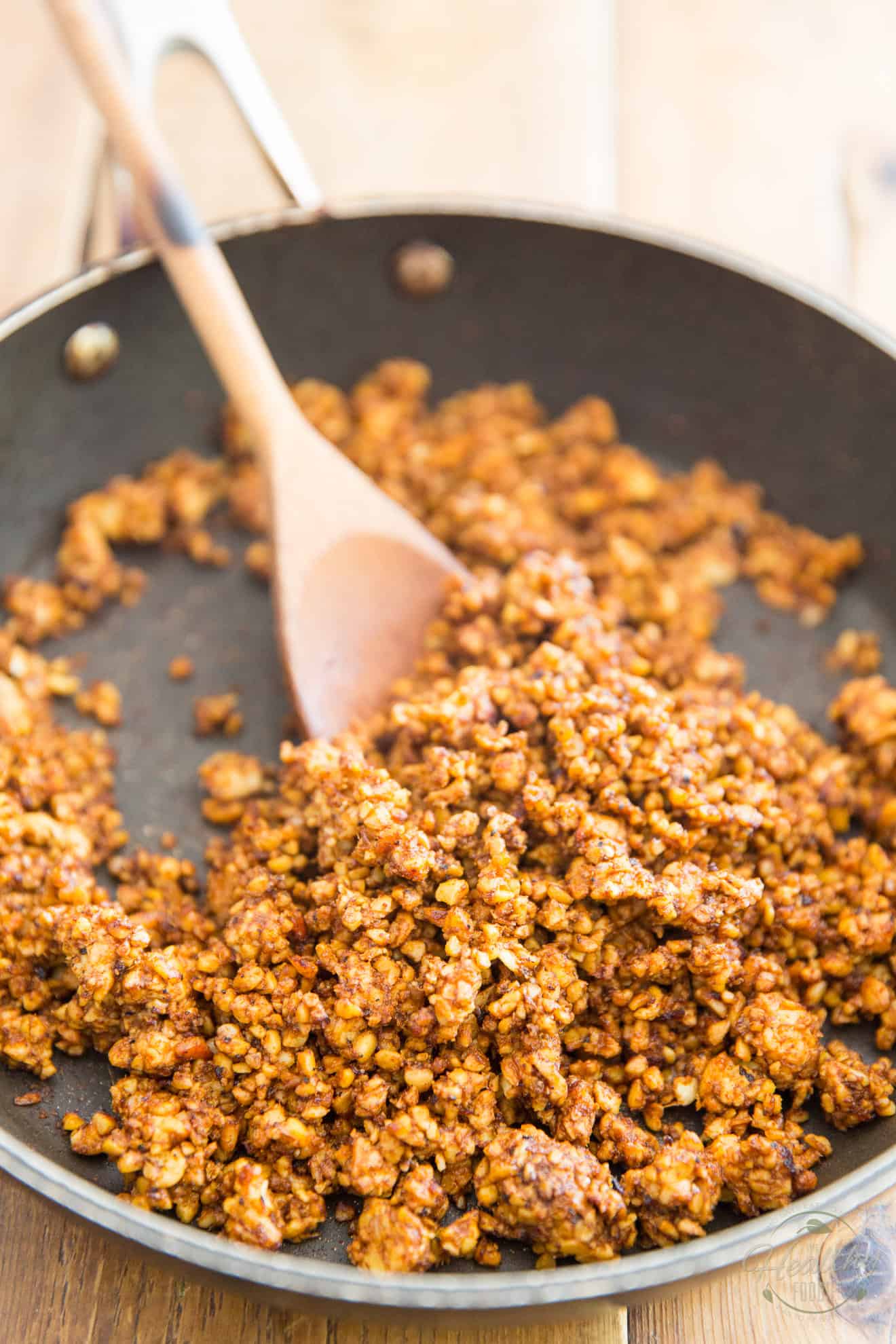 Vegan Nachos with Spicy Crumbled Tempeh • The Healthy Foodie